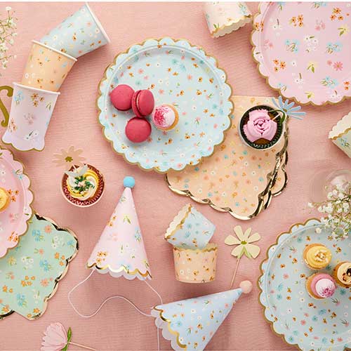 Assorted Pastel Floral Tea Party Round Scalloped Paper Plates 22cm - Pack of 8 Product Gallery Image