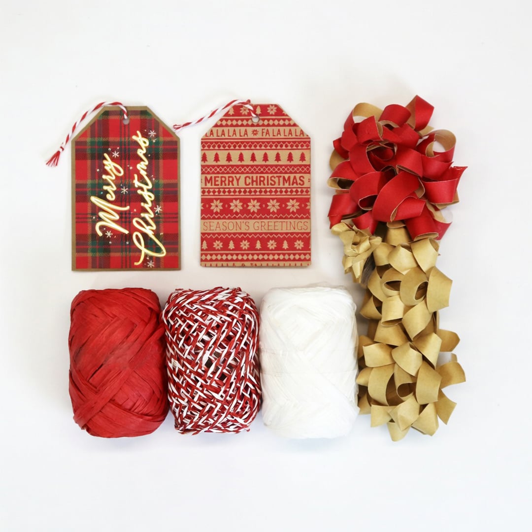 Assorted Traditional Tartan Kraft Paper Christmas Tags & Ribbon Cops Accessories - Pack of 15 Product Gallery Image