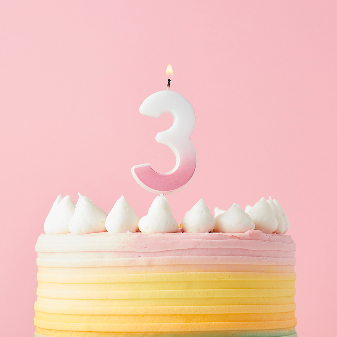 Baby Pink Ombre Number 3 Shaped Wax Pick Candle 6.2cm Product Gallery Image