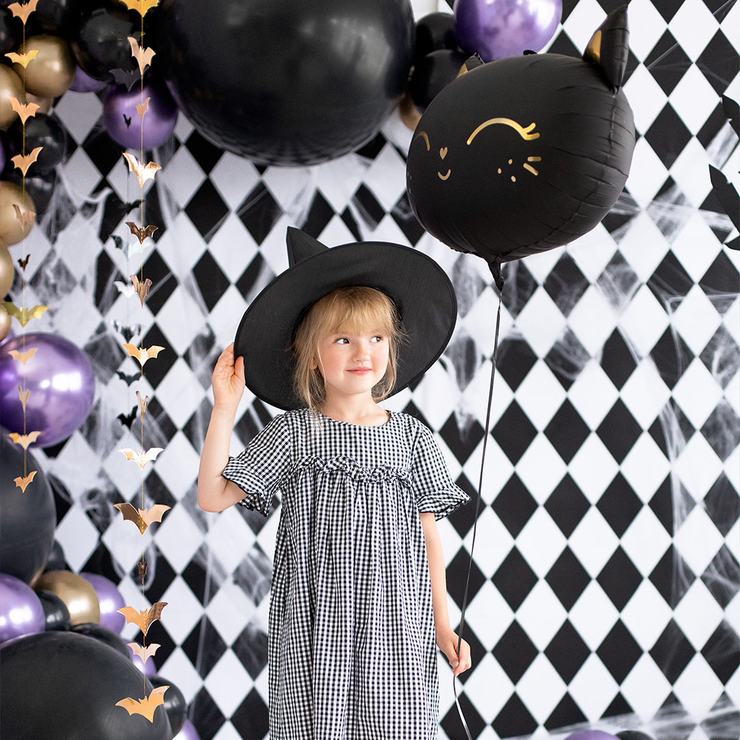 Black Cat Shaped Foil Balloon 48cm / 19 in View 6