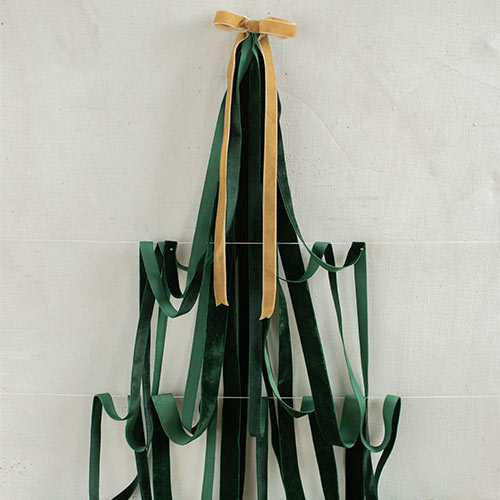 Bottle Green Velour Ribbon 15mm x 10m Product Gallery Image