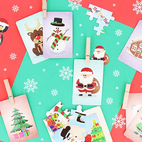 Christmas Snap Card Game Product Gallery Image