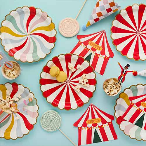 Circus Round Paper Plates 23cm - Pack of 8 Product Gallery Image