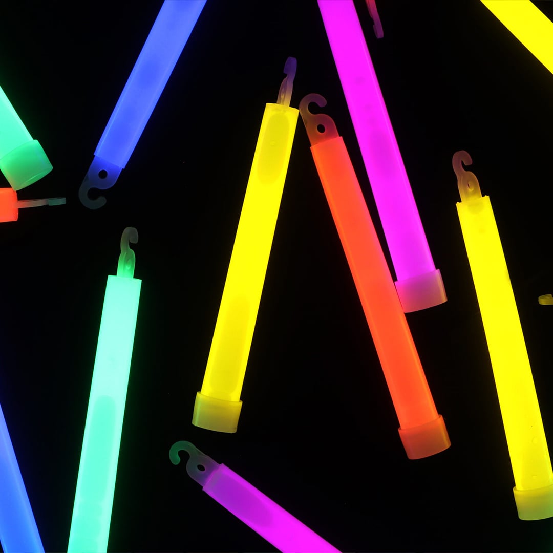 Glow Sticks with Lanyards 15cm - Pack of 10 View 6