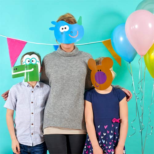 Hey Duggee And Squirrels Cardboard Face Masks - Pack of 6 Product Gallery Image