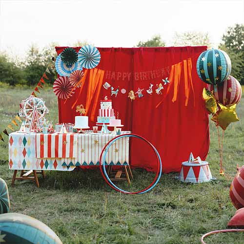 Red Stars & Stripes Paper Tablecover 1.8m x 1.2m Product Gallery Image