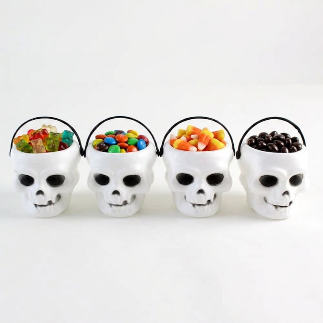 Skull Halloween Mini Plastic Treat Pots 6cm - Pack of 4