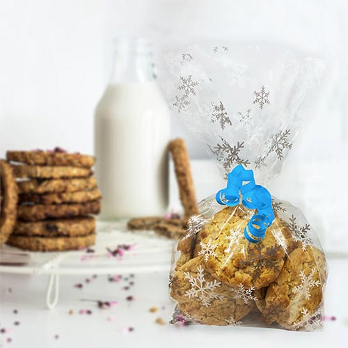 Snowflake Christmas Cello Gift Bags with Twist Ties - Pack of 20 Product Gallery Image